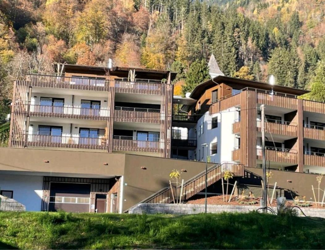 Apartment Deluxe Ossiacher See - Gerlitzen Sattendorf ภายนอก รูปภาพ